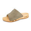 anja-farbe: sand_clogs pantoletten damen mit biegsamer nachhaltiger weidenholzsohle, holzclogs woody, woody schuhe, woody shoes, handgemachte holzschuhe aus österreich, kärnten