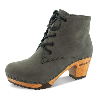 anne, clog ankle boot damen mit biegsamer nachhaltiger holzsohle, farbe: grigio (grau) holzclogs woody, woody schuhe, woody shoes, handgemachte holzschuhe aus österreich, kärnten