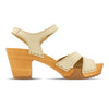 carmen, farbe: creme_clogs sandalen damen mit biegsamer nachhaltiger weidenholzsohle und knöchelriemchen, holzclogs woody, woody schuhe, woody shoes, handgemachte holzschuhe aus österreich, kärnten