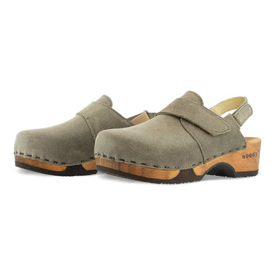 cornelia, farbe: sand_clogs damen, arbeitsschuh mit biegsamer nachhaltiger weidenholzsohle, holzclogs woody, woody schuhe, woody shoes, handgemachte holzschuhe aus österreich, kärnten