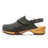 cornelia, farbe: schwarz_clogs damen, arbeitsschuh mit biegsamer nachhaltiger weidenholzsohle, holzclogs woody, woody schuhe, woody shoes, handgemachte holzschuhe aus österreich, kärnten