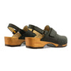 cornelia, farbe: schwarz_clogs damen, arbeitsschuh mit biegsamer nachhaltiger weidenholzsohle, holzclogs woody, woody schuhe, woody shoes, handgemachte holzschuhe aus österreich, kärnten