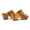 elly, farbe: safor (braun)_clogs pantolette damen mit absatz mit biegsamer nachhaltiger weidenholzsohle, holzclogs woody, woody schuhe, woody shoes, handgemachte holzschuhe aus österreich, kärnten