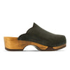 emma, farbe: nero alias schwarz_clogs damen mit biegsamer nachhaltiger weidenholzsohle, holzclogs woody, woody schuhe, woody shoes, handgemachte holzschuhe aus österreich, kärnten