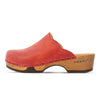 emma, farbe: rosso (rot)_clogs damen mit biegsamer nachhaltiger weidenholzsohle, holzclogs woody, woody schuhe, woody shoes, handgemachte holzschuhe aus österreich, kärnten