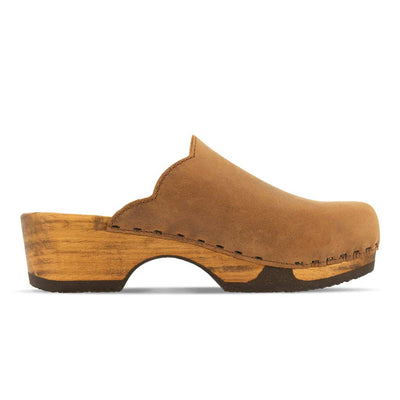 emma, farbe: tabacco alias braun_clogs damen mit biegsamer nachhaltiger weidenholzsohle, holzclogs woody, woody schuhe, woody shoes, handgemachte holzschuhe aus österreich, kärnten