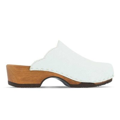 emma, farbe: weiss_clogs damen mit biegsamer nachhaltiger weidenholzsohle, holzclogs woody, woody schuhe, woody shoes, handgemachte holzschuhe aus österreich, kärnten