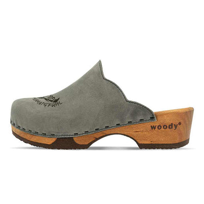 emma hoamatgfühl, farbe: jeans (grau)_clogs damen mit biegsamer nachhaltiger weidenholzsohle, holzclogs woody, woody schuhe, woody shoes, handgemachte holzschuhe aus österreich, kärnten