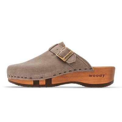 erika, farbe: sand alias warm gray_clogs damen mit biegsamer nachhaltiger weidenholzsohle, holzclogs woody, woody schuhe, woody shoes, handgemachte holzschuhe aus österreich, kärnten