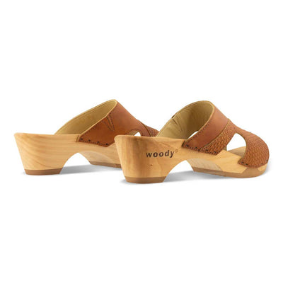 fiona-farbe: safor (braun), pantoletten clogs damen mit biegsamer nachhaltiger Holzsohle,holzclogs woody, woody schuhe, woody shoes, handgemachte holzschuhe aus österreich, kärnten