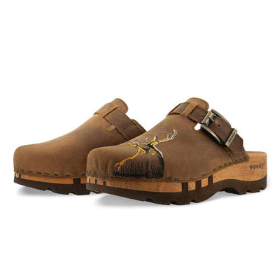 hubertus, clog mit stick für Damen, biegsame nachhaltige holzsohle, farbe: tabacco (braun), holzclogs woody, woody schuhe, woody shoes, handgemachte holzschuhe aus österreich, kärnten