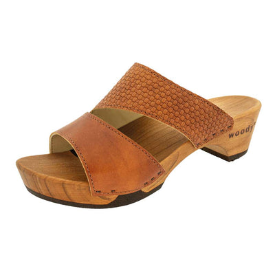 kate-farbe: sofor (braun)_clogs pantoletten damen mit biegsamer nachhaltiger weidenholzsohle, holzclogs woody, woody schuhe, woody shoes, handgemachte holzschuhe aus österreich, kärnten