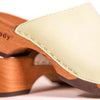 katharina, clogs damen mit biegsamer nachhaltiger holzsohle, farbe: creme, holzclogs woody, woody schuhe, woody shoes, handgemachte holzschuhe aus österreich, kärnten