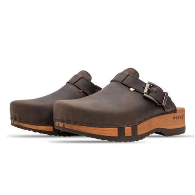 leon, clogs herren mit biegsamer nachhaltiger holzsohle, farbe: caffe-braun, holzclogs woody, woody schuhe, woody shoes, handgemachte holzschuhe aus österreich, kärnten