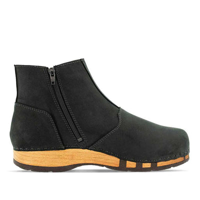 Louis Herrenclogs, Herrenclog von woody Schuhe. Clogs mit biegsamer Holzsohle und Holzfußbett. Herrenclogs, Holzclogs kaufen. Clogs online bestellen, Farbe: nero (schwarz)