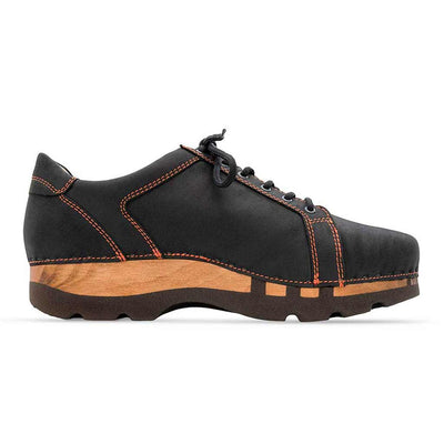 luca, sneakers clogs herren mit biegsamer nachhaltiger holzsohle, der bestseller, farbe: nero bronze (schwarz mit bronze nähten), holzclogs woody, woody schuhe, woody shoes, handgemachte holzschuhe aus österreich, kärnten