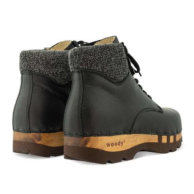 MORITZ-clog-boots-stiefel-herren-mit-biegsamer-nachhaltiger-holzsohle-farbe: cervo-nero-schwarz-holzclogs-woody-schuhe-woody shoes-handgemachte-holzschuhe-aus-österreich-kärnten