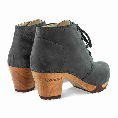 nora Stiefelette woddy Schuhe. Damen Stiefeletten kaufen, clog boots damen stiefel mit biegsamer nachhaltiger holzsohle. Damenclogs, Damen Clogs - Clogs Damen. Holzschuhe für Damen, Damen Clogs, Holzclogs, Damen Pantoletten mit Holzsohle. Holz Schuhe, Clog, Farbe: Grigio (grau)