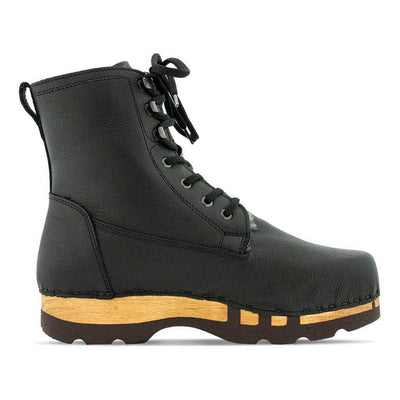 PASCAL-clog-boots-stiefel-herren-mit-biegsamer-nachhaltiger-holzsohle-farbe: cervo-nero-schwarz-holzclogs-woody-schuhe-woody shoes-handgemachte-holzschuhe-aus-österreich-kärnten