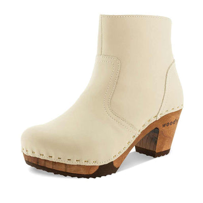 clogs damen tanja woody holzschuhe. tanya ankle boots gefüttert, damenstiefel, stiefel, damenclogs mit flexibler, biegsamer holzsohle. holzclogs, clogs damen knöchel stiefel, damen clogs mit fussbett. ankleboots holz schuhe, holzclog, holzschuhe kaufen, farbe: creme