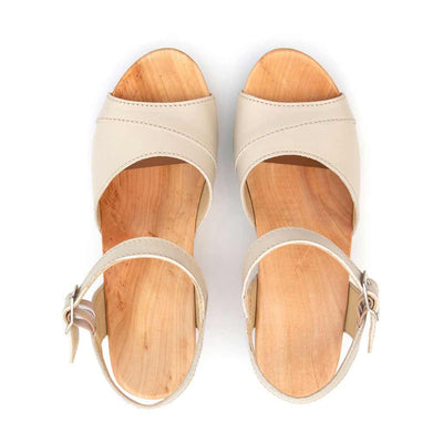 yara, sandaletten clogs damen mit biegsamer nachhaltiger holzsohle, der bestseller, farbe: creme, holzclogs woody, woody schuhe, woody shoes, handgemachte holzschuhe aus österreich, kärnten, blumenfeld