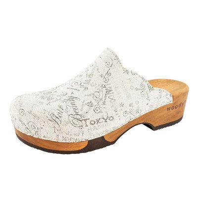 emma, farbe: travel blanco_clogs damen mit biegsamer nachhaltiger weidenholzsohle, holzclogs woody, woody schuhe, woody shoes, handgemachte holzschuhe aus österreich, kärnten