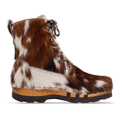 clogs herren pascal fell stiefel. fellschuh, fellstiefel, fellclog, kuhfell clogs, fellclogs. woody holzschuhe fell stiefel. kuhfell schuhe, fell clogs, woody kuhfell schuhe, fell kuhclogs kaufen. fellschuhe, holzschuhe, holzclogs fell kaufen.